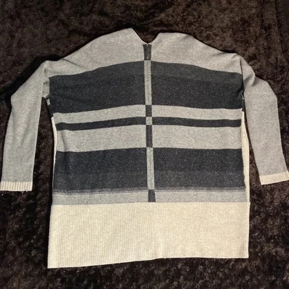 Vince Women’s Cardigan SZ M - Picture 2 of 8